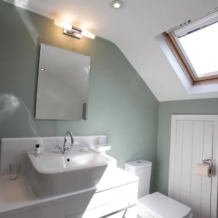 Thistlebank Townhouse Affittacamere 4*