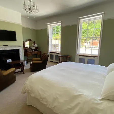 Konukevi Thistlebank Townhouse 4*