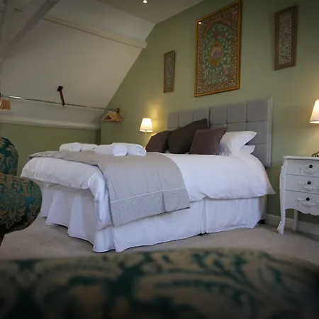 Konukevi Thistlebank Townhouse 4*