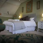 Thistlebank Townhouse 4*