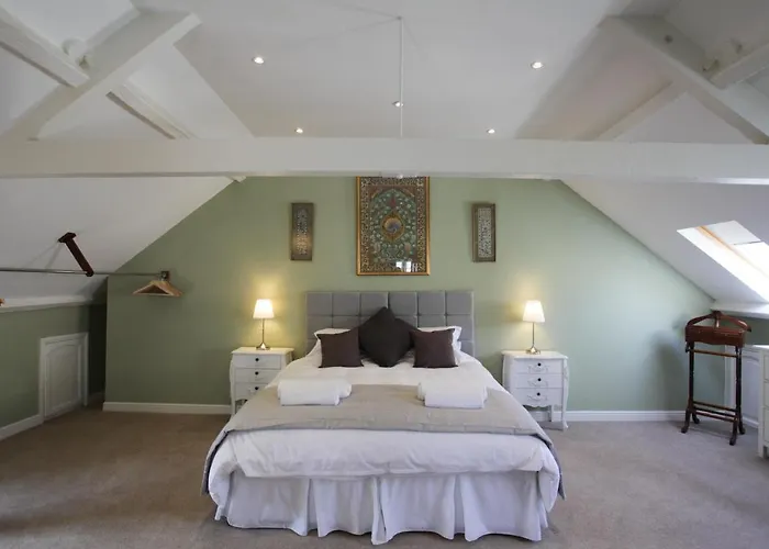 Thistlebank Townhouse 4*