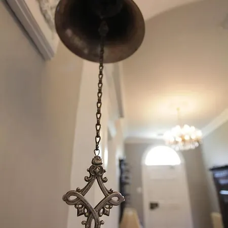 Thistlebank Townhouse 4*