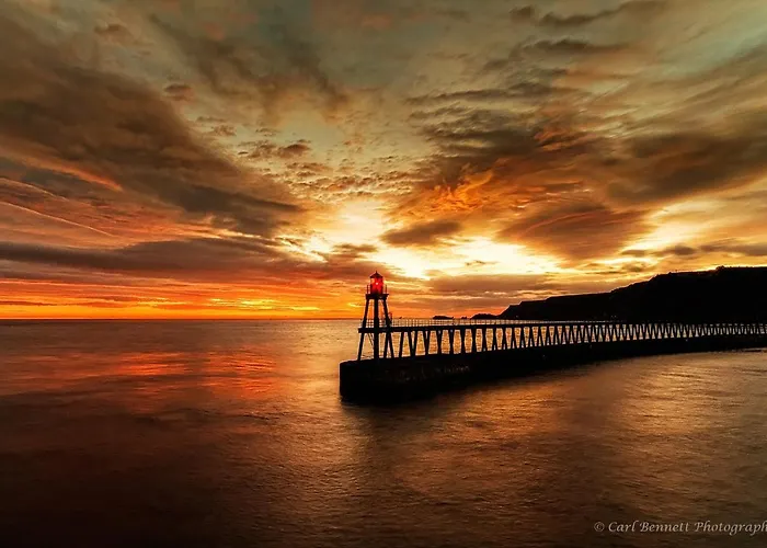 Thistlebank Townhouse 招待所 4*