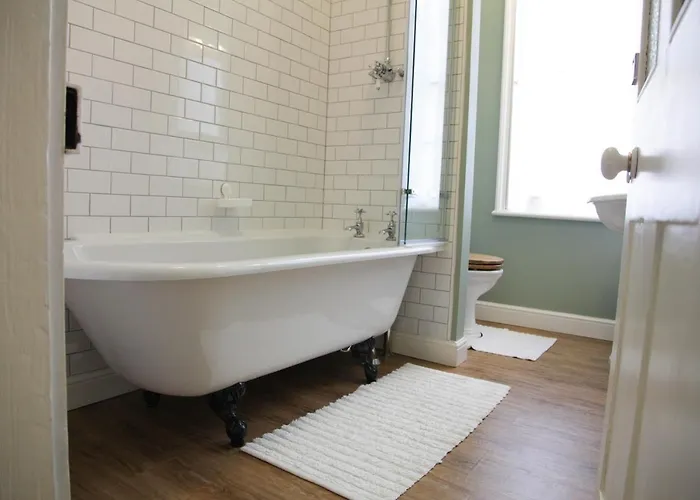 Thistlebank Townhouse 惠特比